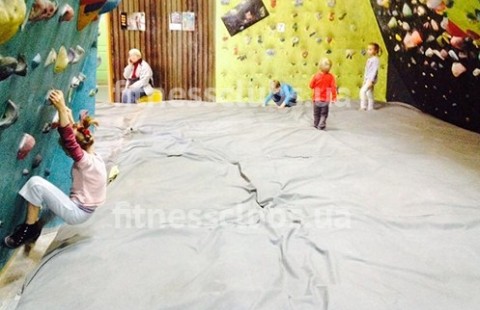 Скалолазный центр «Jiwa climbing gym»